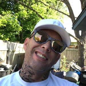 Meet your Posher, Lynn